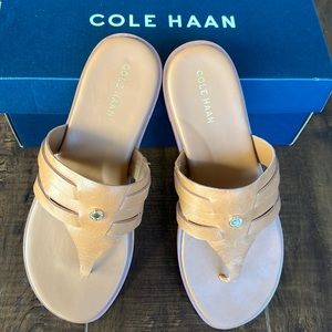 Never been worn! Cole Haan Farrow Slide Sandal Size 6.5 Pecan Leather